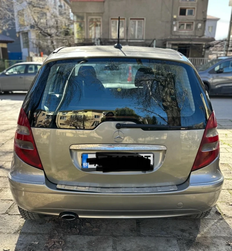 Mercedes-Benz A 180, снимка 2 - Автомобили и джипове - 49426261