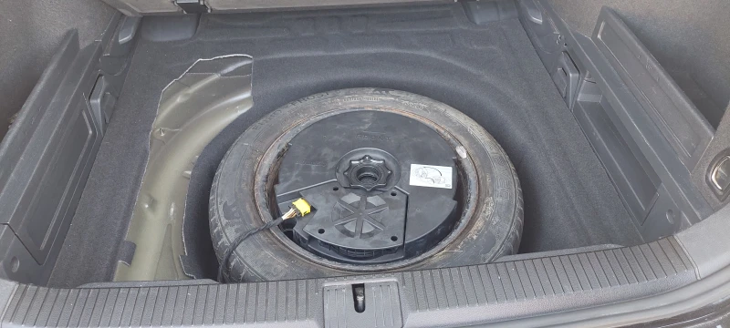 VW Passat, снимка 6 - Автомобили и джипове - 52578612