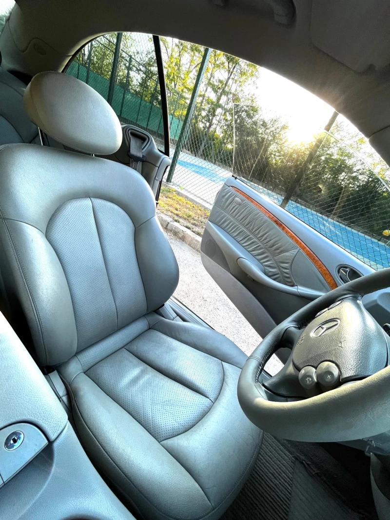 Mercedes-Benz CLK 320, automatic, 218 ps, gas, снимка 6 - Автомобили и джипове - 52907346