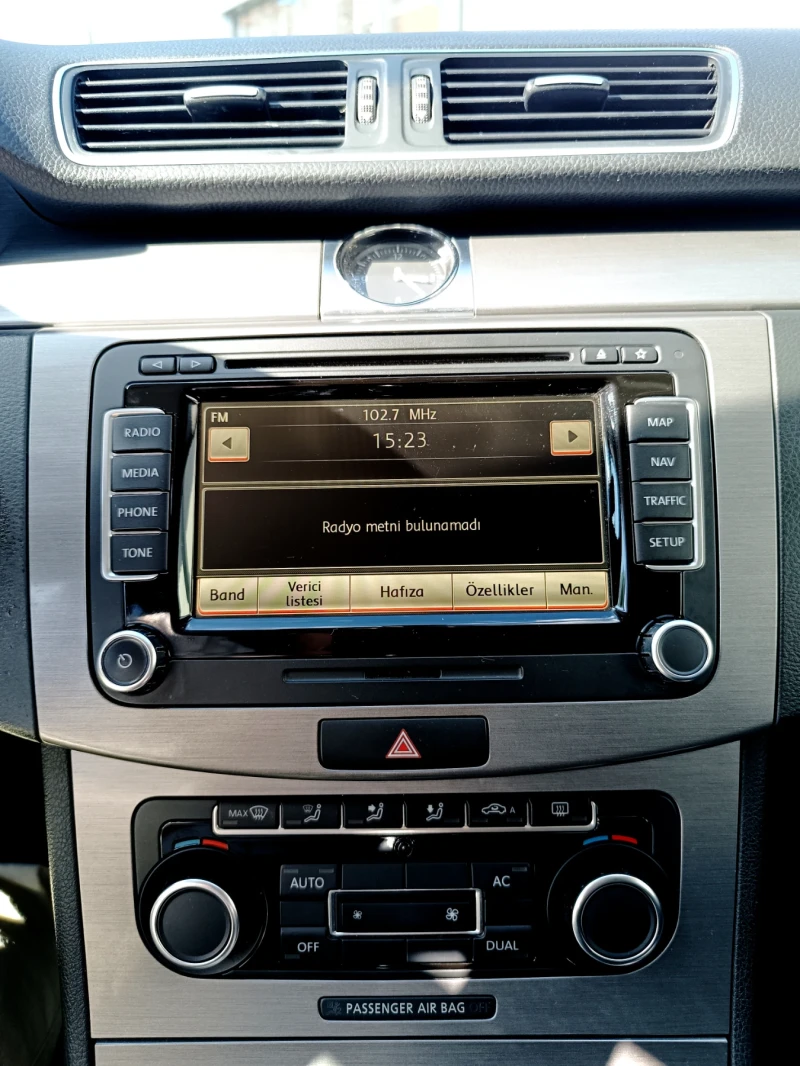 VW Passat 2.0 TDI, снимка 9 - Автомобили и джипове - 52232852