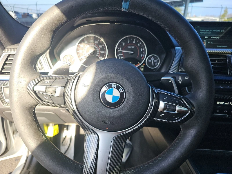 BMW 330 XDRIVE/M PCKG/АВТОКРЕДИТИРАНЕ/ПЪЛНА СЕРВИЗНА, снимка 9 - Автомобили и джипове - 52483493