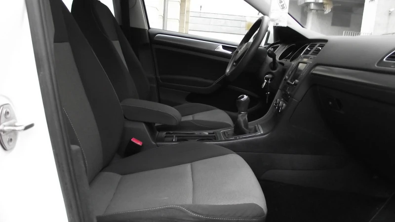 VW Golf 1.6.d.90.k.c.NAVI.5.100 km., снимка 14 - Автомобили и джипове - 52637626