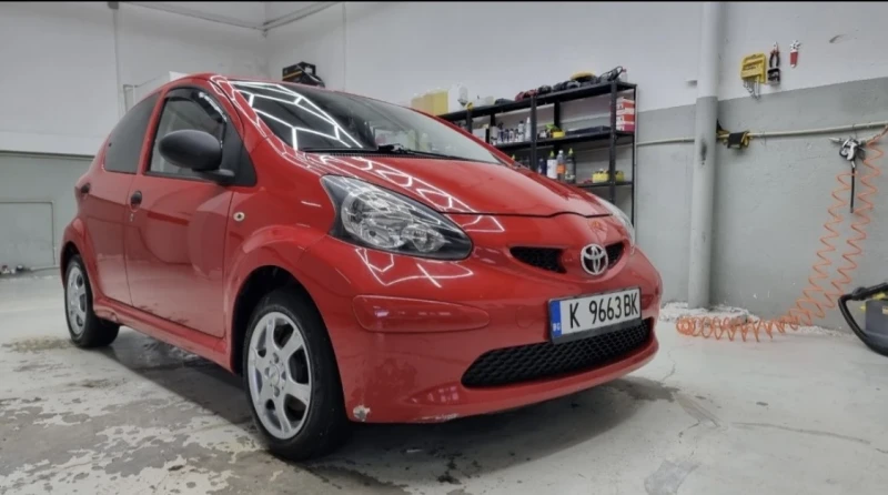Toyota Aygo, снимка 2 - Автомобили и джипове - 52882114