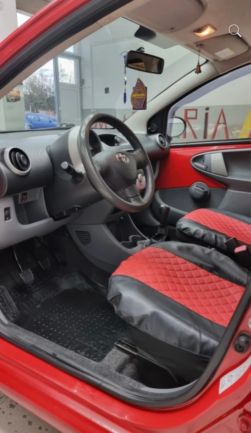 Toyota Aygo, снимка 8 - Автомобили и джипове - 52882114