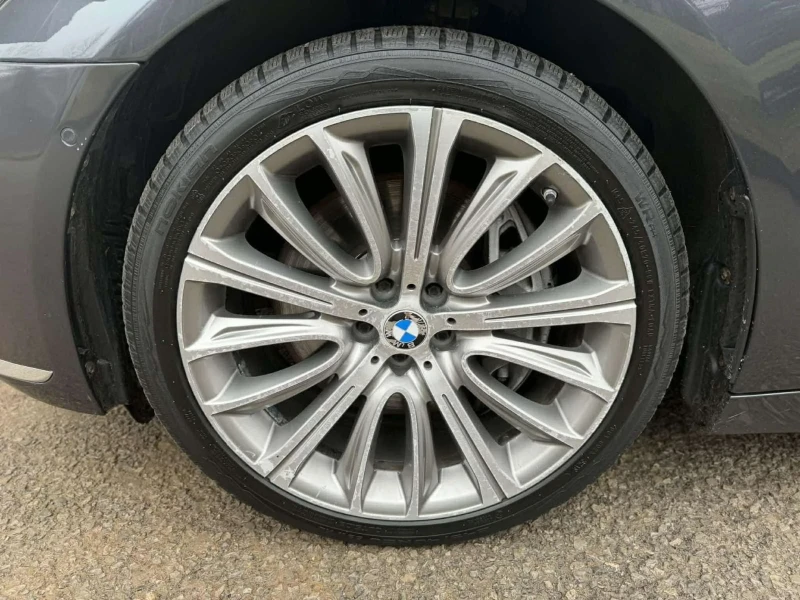 BMW 750 Li / X-DRIVE, снимка 17 - Автомобили и джипове - 53257342