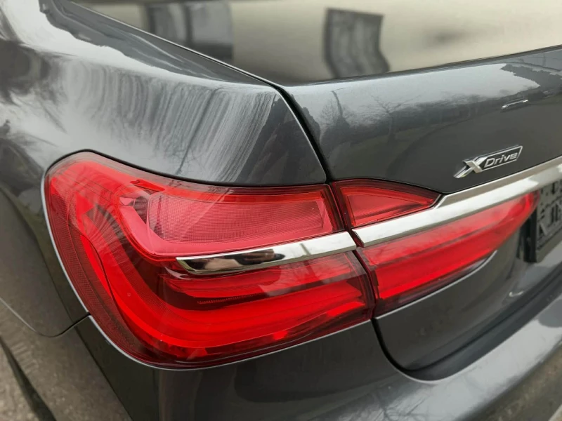 BMW 750 Li / X-DRIVE, снимка 16 - Автомобили и джипове - 53257342