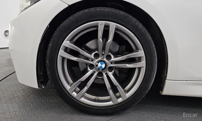 BMW 320, снимка 5 - Автомобили и джипове - 53264171