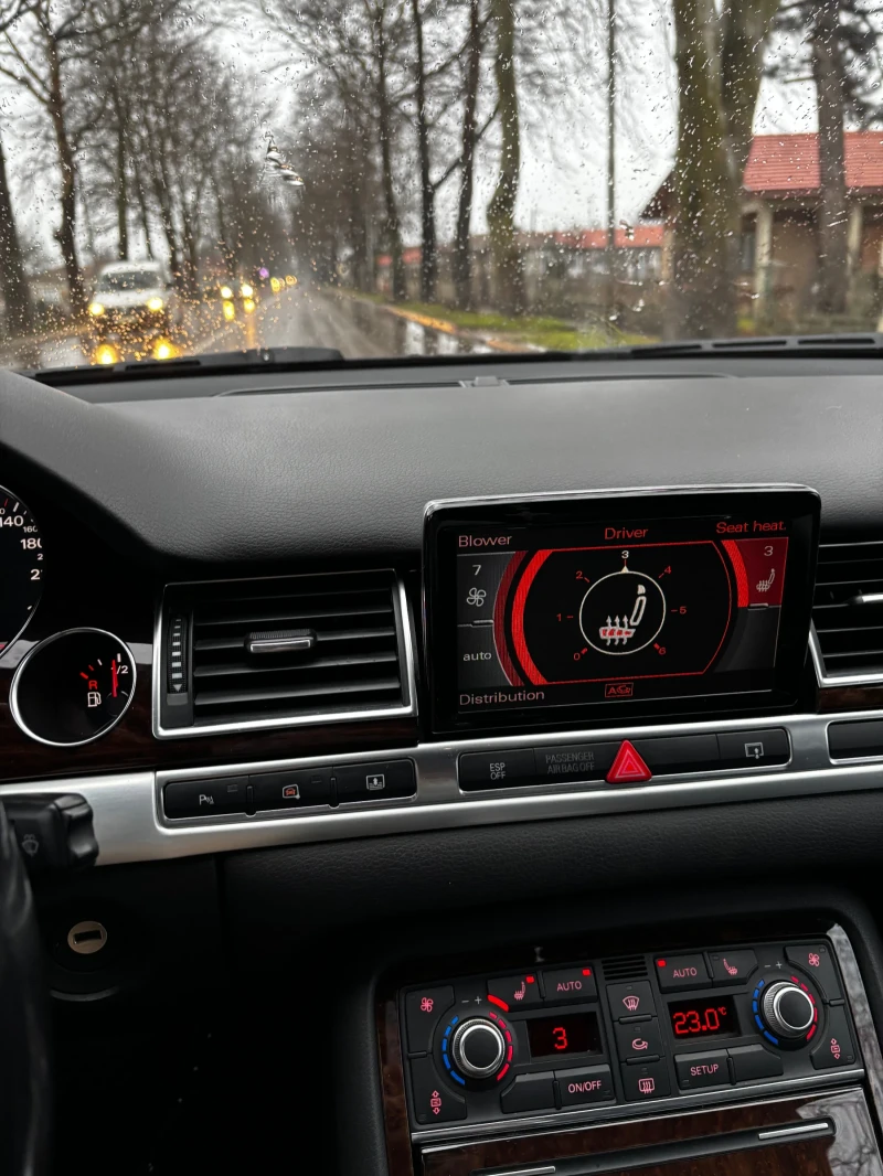 Audi A8, снимка 11 - Автомобили и джипове - 53357411