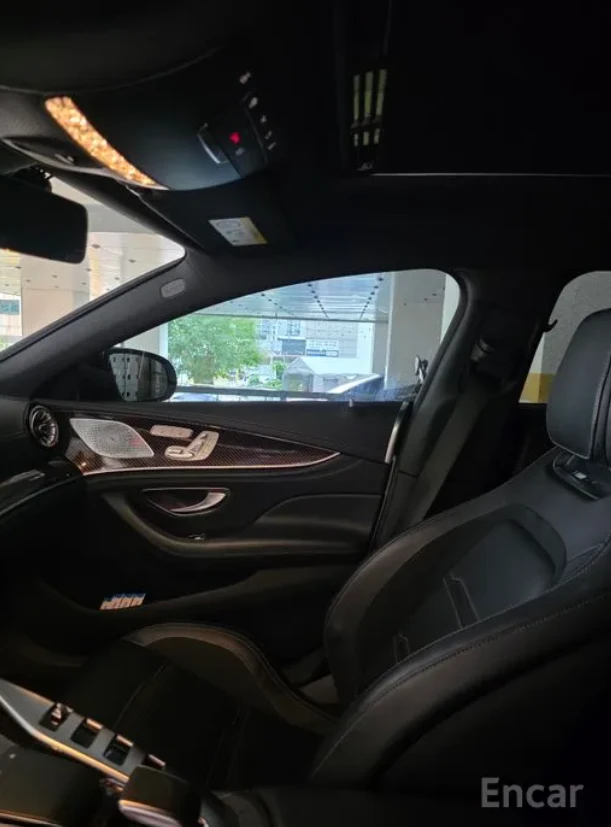 Mercedes-Benz GT AMG 43 | 4MATIC + , снимка 6 - Автомобили и джипове - 55425045