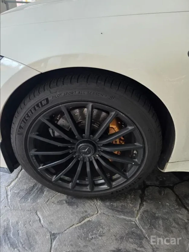 Mercedes-Benz GT AMG 43 | 4MATIC + , снимка 10 - Автомобили и джипове - 55425045