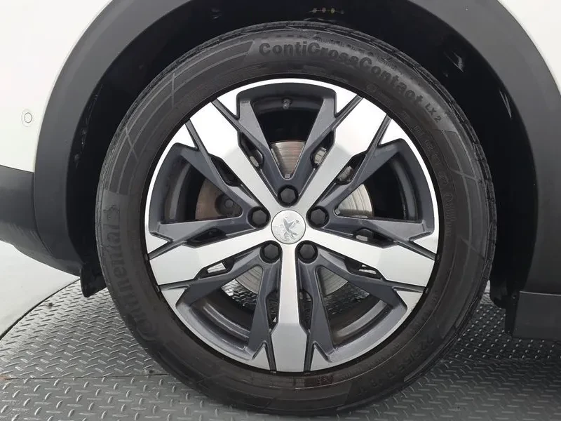 Peugeot 3008 1.5 BlueHDI GT - САМО 30% АВАНС, снимка 5 - Автомобили и джипове - 55987591