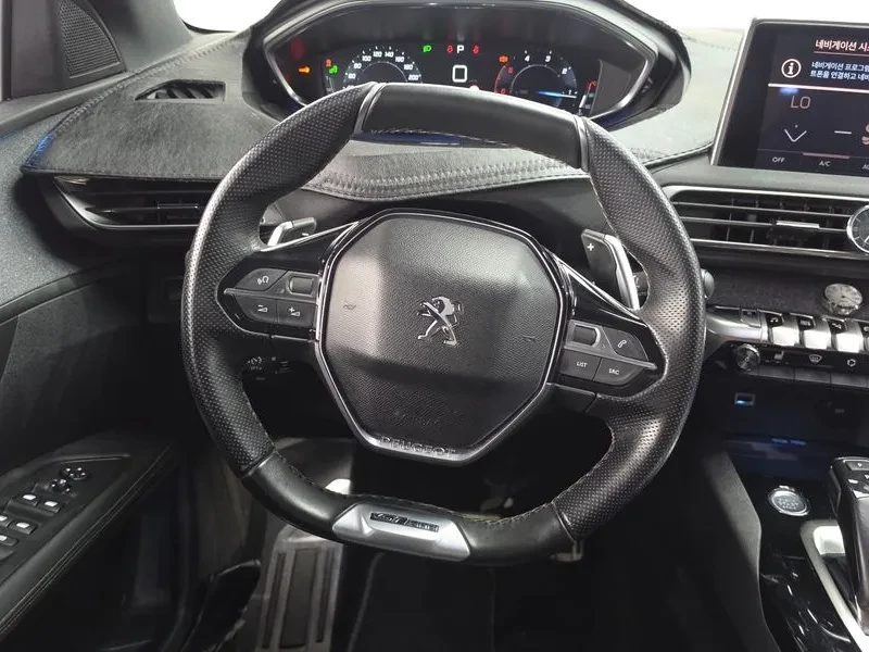 Peugeot 3008 1.5 BlueHDI GT - САМО 30% АВАНС, снимка 12 - Автомобили и джипове - 55987591