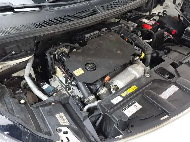 Peugeot 3008 1.5 BlueHDI GT - САМО 30% АВАНС, снимка 6 - Автомобили и джипове - 55987591