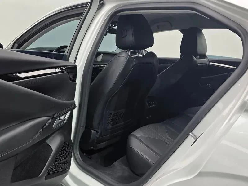 Citroen DS4, снимка 11 - Автомобили и джипове - 56690380