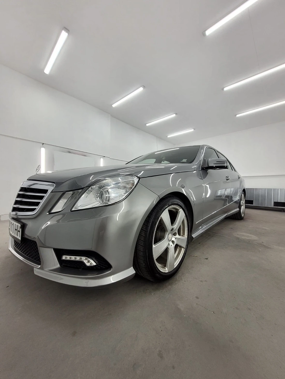 Mercedes-Benz E 350 AMG - изображение 3