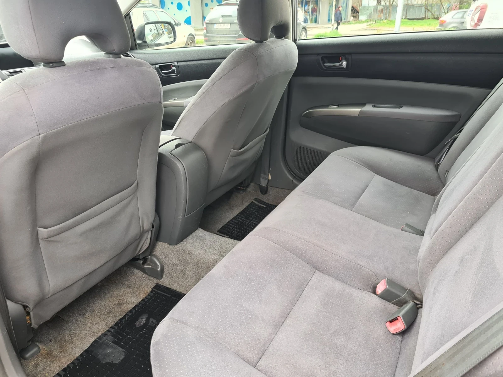 Toyota Prius ХИБРИД АВТОМАТИК 4л на 100 км БЕНЗИН  - изображение 9