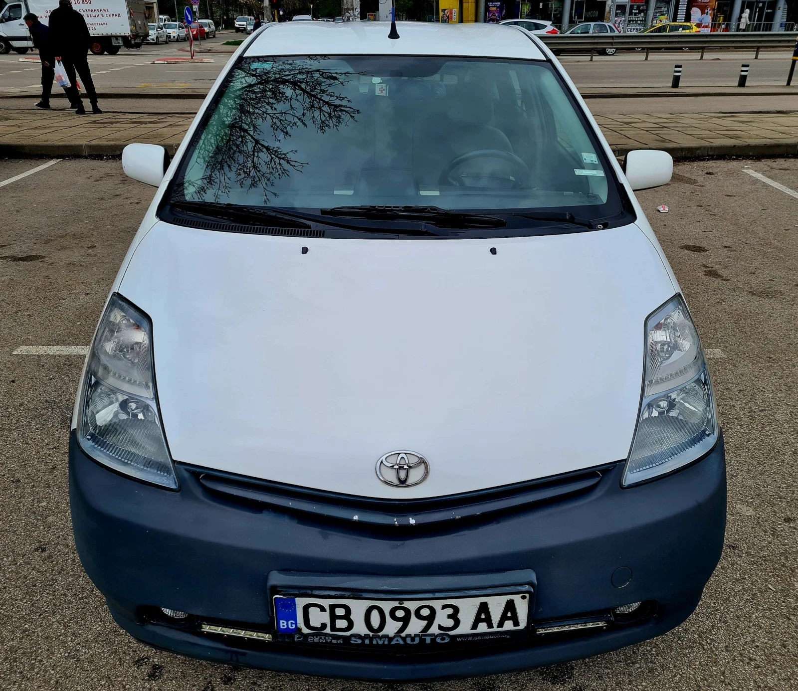 Toyota Prius ХИБРИД АВТОМАТИК 4л на 100 км БЕНЗИН  - изображение 2