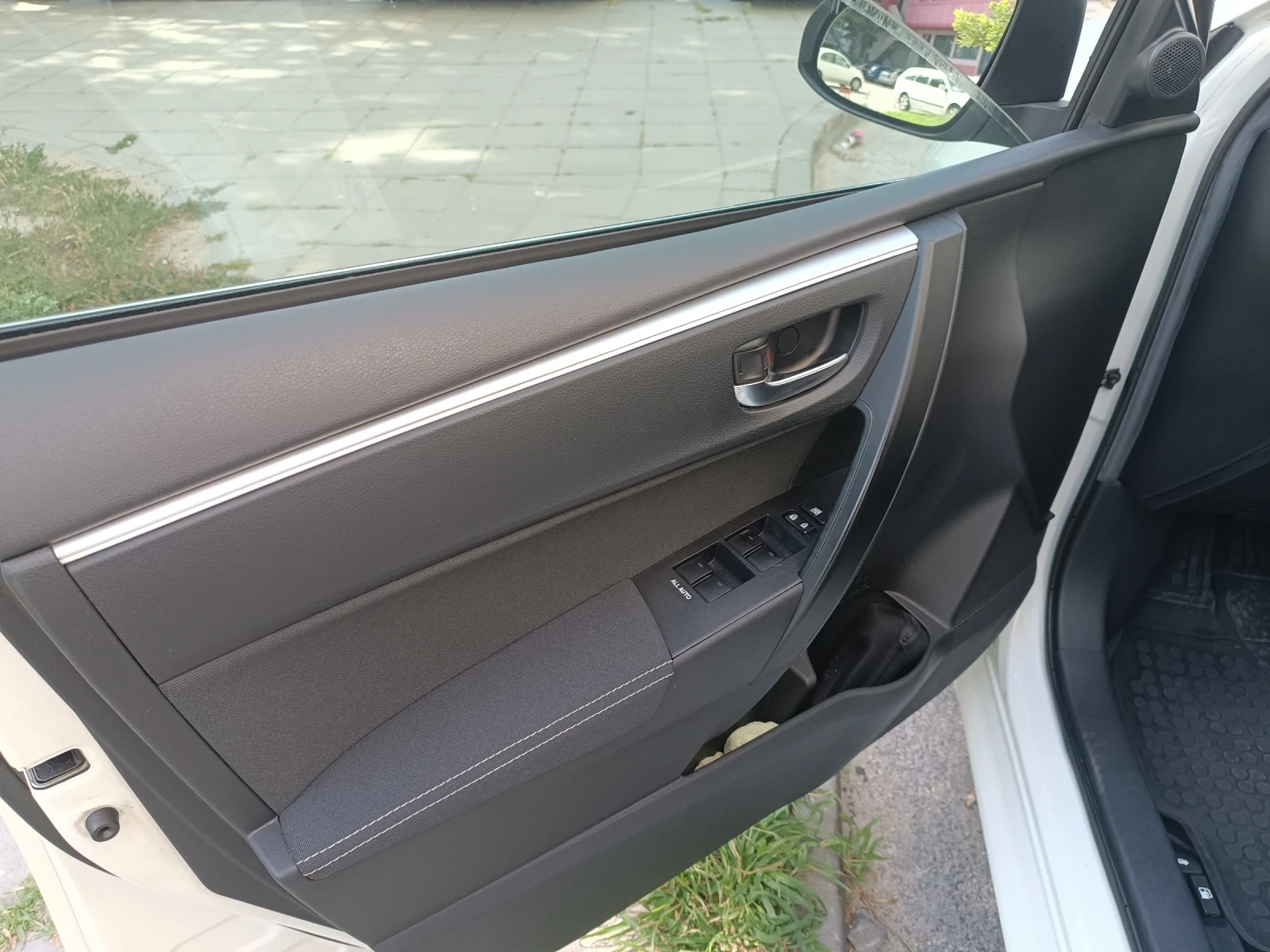Toyota Corolla 1.4D4D LUNA - изображение 7