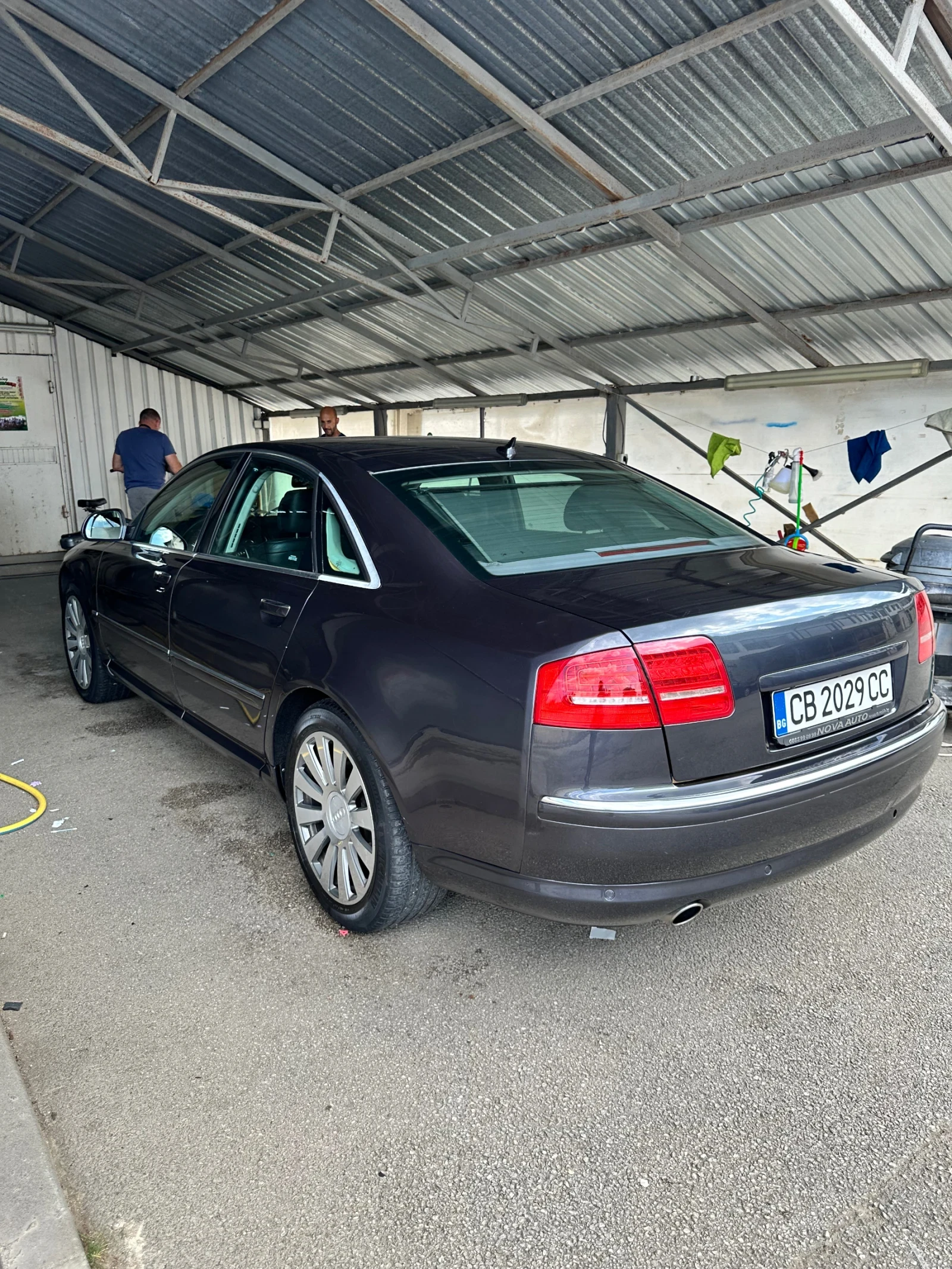 Audi A8  - изображение 6