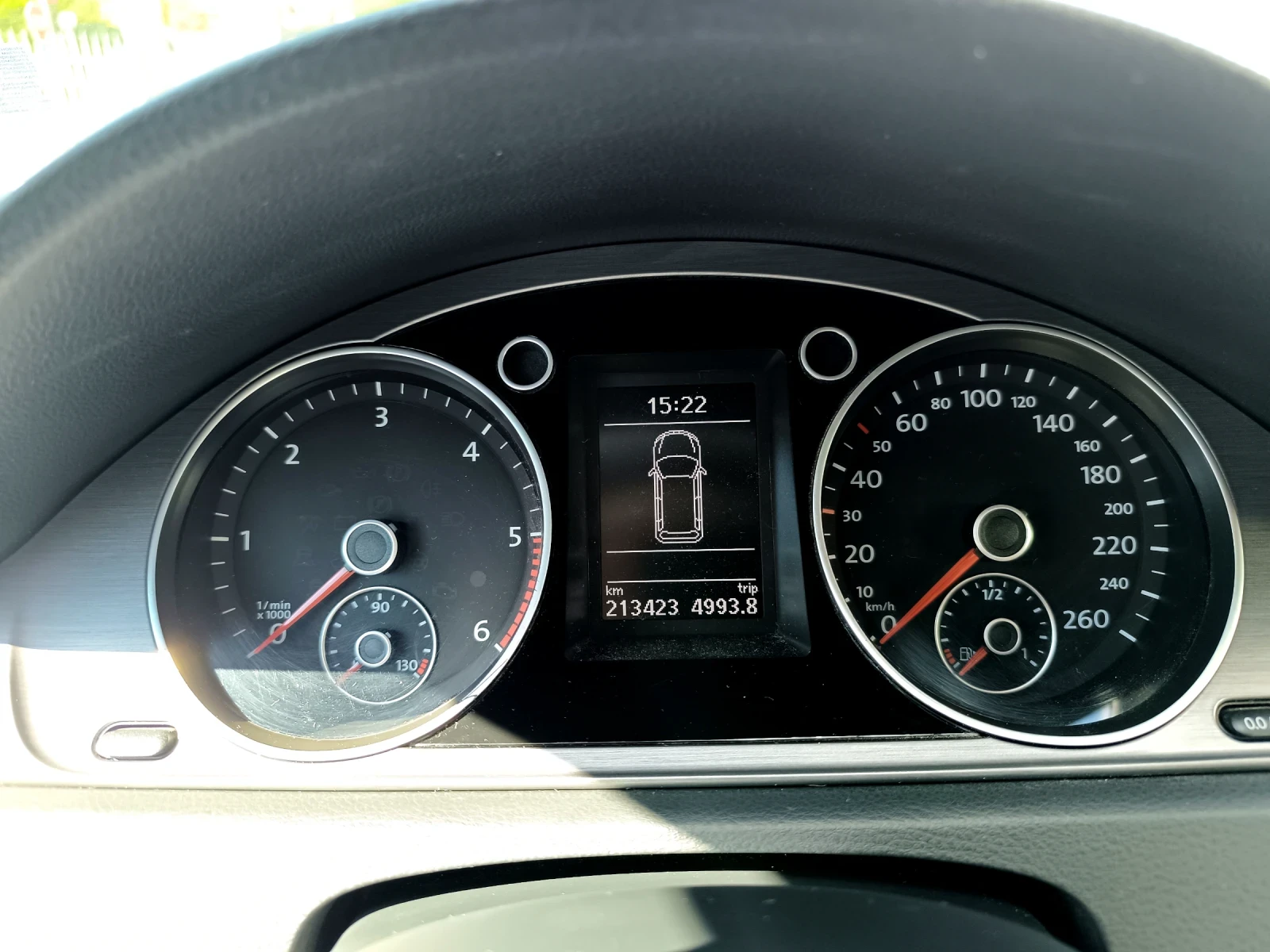 VW Passat 2.0 TDI - изображение 8