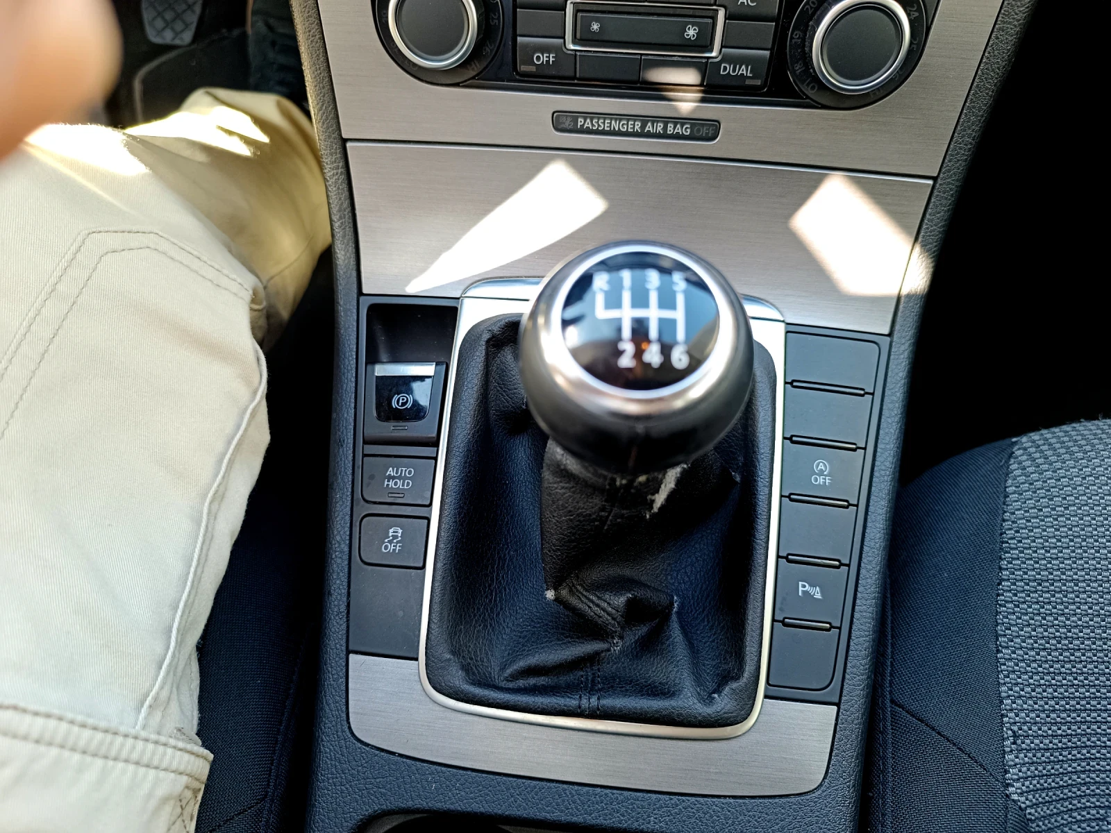 VW Passat 2.0 TDI - изображение 10