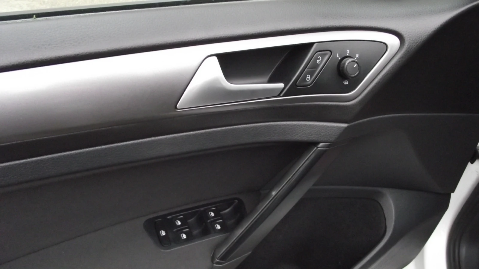 VW Golf 1.6.d.90.k.c.NAVI.5.100 km. | Mobile.bg   12