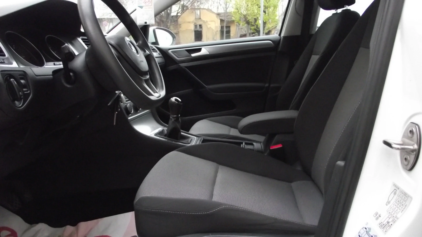 VW Golf 1.6.d.90.k.c.NAVI.5.100 km. | Mobile.bg   13