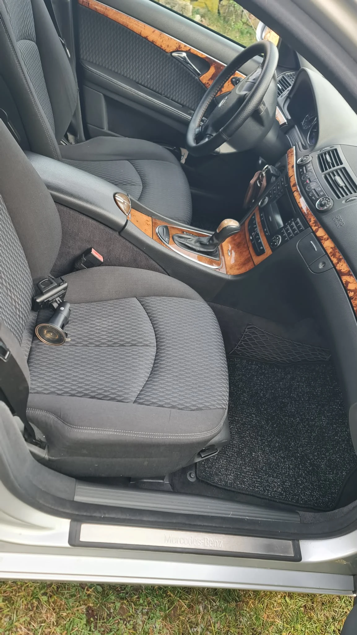 Mercedes-Benz E 220 ����� | Mobile.bg � ����������� 7