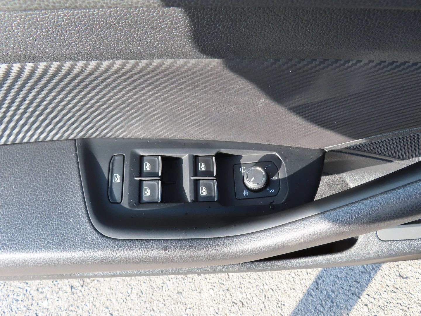 VW Arteon R 2.0 TSI OPF 4MOTION | Mobile.bg � ����������� 16