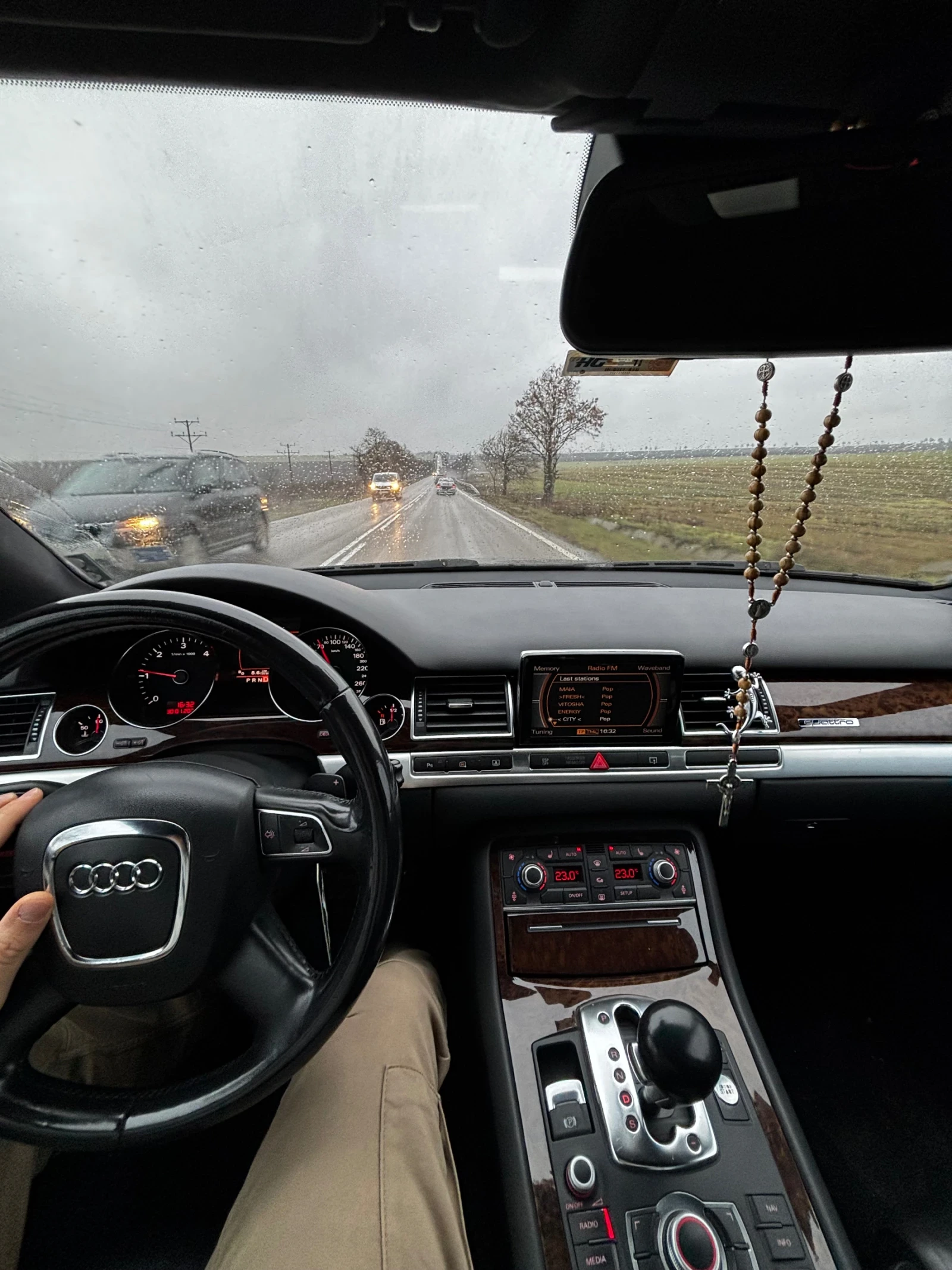 Audi A8 | Mobile.bg � ����������� 12