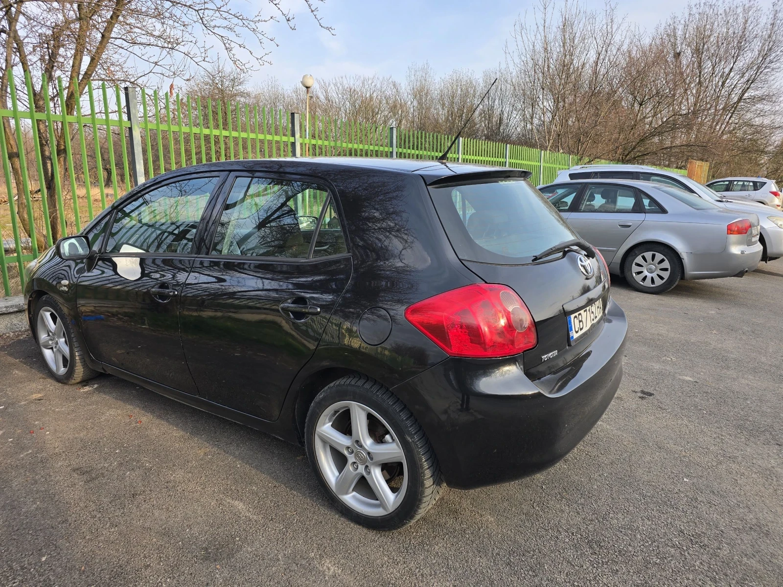 Toyota Auris 2.2 D Cat-177k., снимка 6 - Автомобили и джипове - 53697392