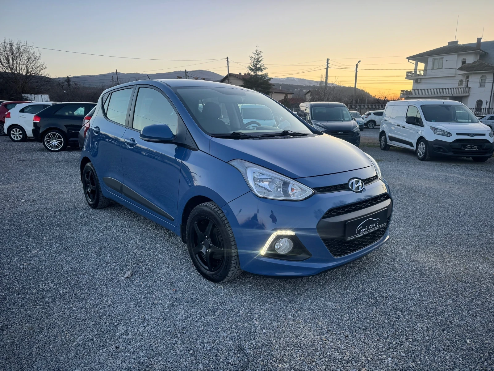 Hyundai I10 1.0i Klima EURO 6, снимка 9 - Автомобили и джипове - 53829568