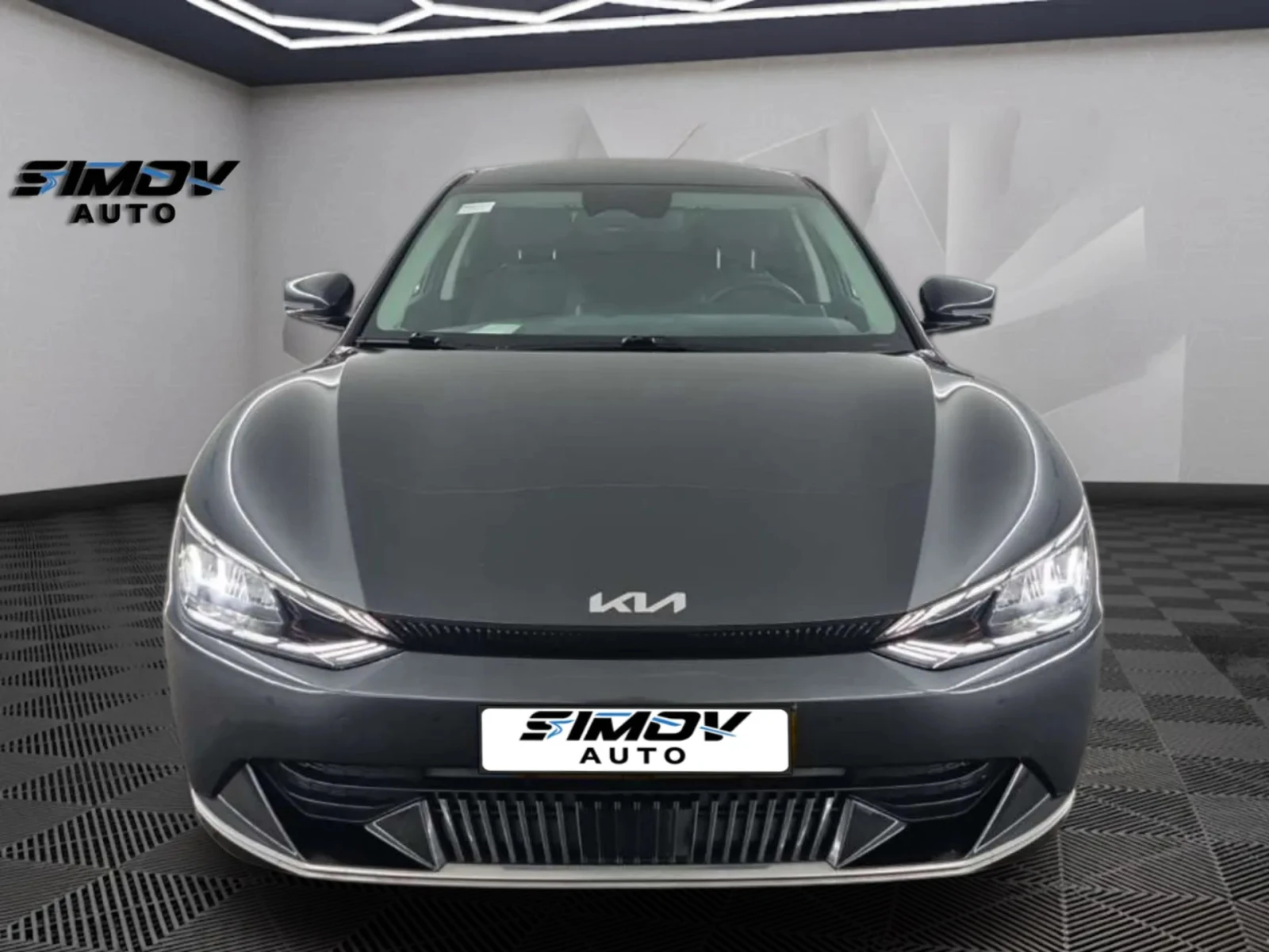 Kia EV6 77.4KWH 325КС. 4Х4 SOH-100% ДИСТРОНИК ОБДУХВАНЕ , снимка 5 - Автомобили и джипове - 54083638