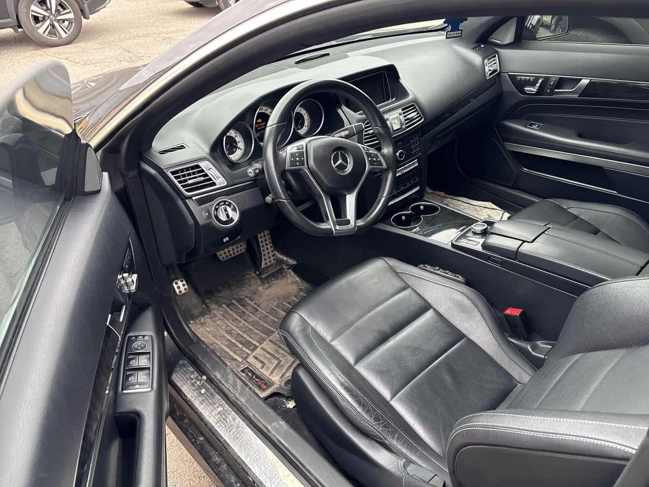 Mercedes-Benz E 400 | DISTRONIC | CARFAX | 360 | , снимка 5 - Автомобили и джипове - 54307045