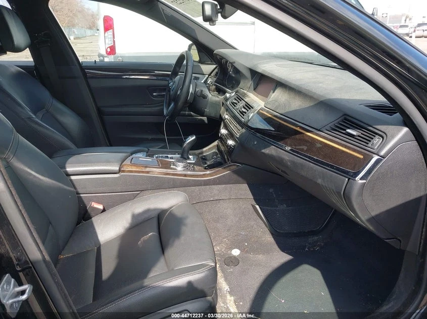 BMW 535 2016 BMW 535D XDRIVE, снимка 11 - Автомобили и джипове - 54363377