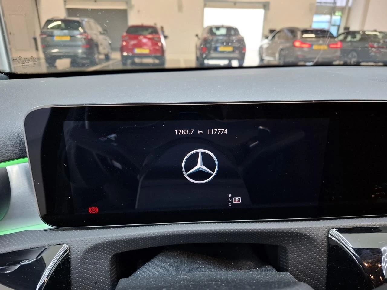 Mercedes-Benz A 180 180 Business Solution AMG, снимка 10 - Автомобили и джипове - 54552089