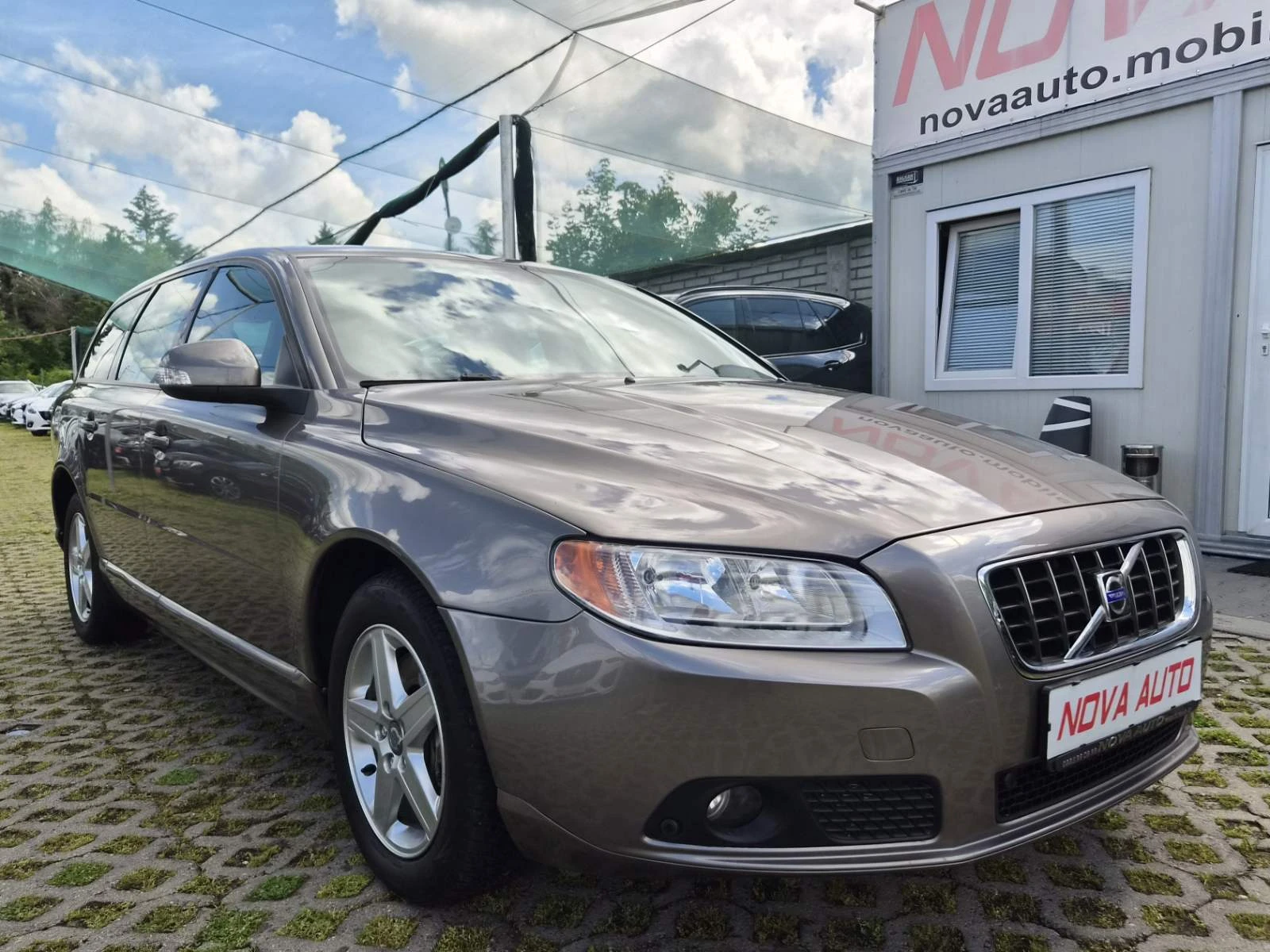 Volvo V70 2.4D-163КС-MOMENTUM, снимка 5 - Автомобили и джипове - 54784281