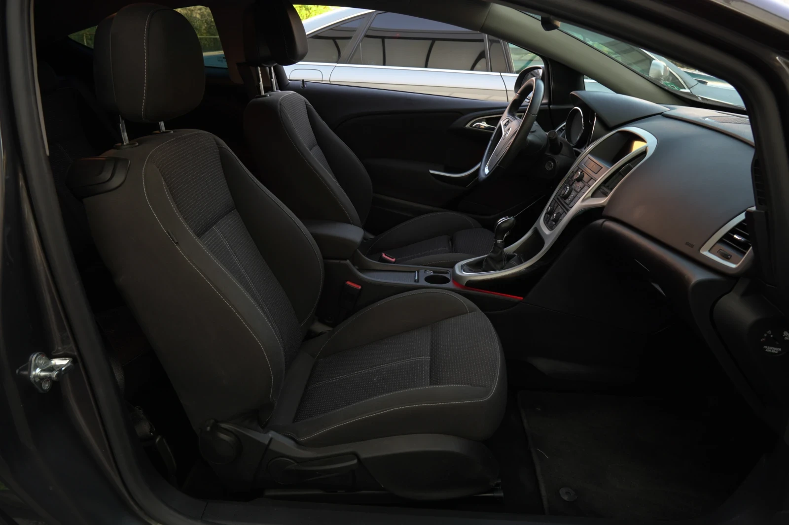 Opel Astra GTC, снимка 12 - Автомобили и джипове - 54934365