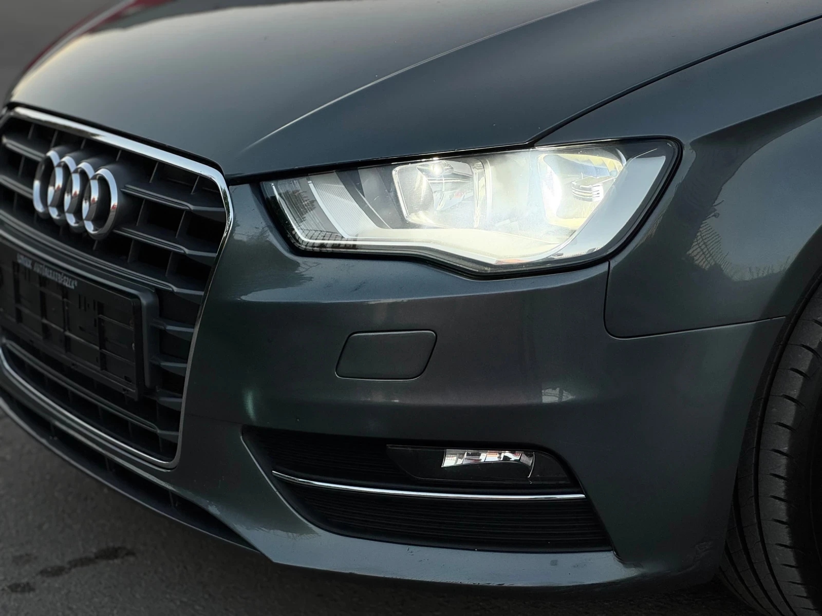 Audi A3 1.6 tdi / NAVI/ LED/ AMBIENTNO, снимка 10 - Автомобили и джипове - 55509161