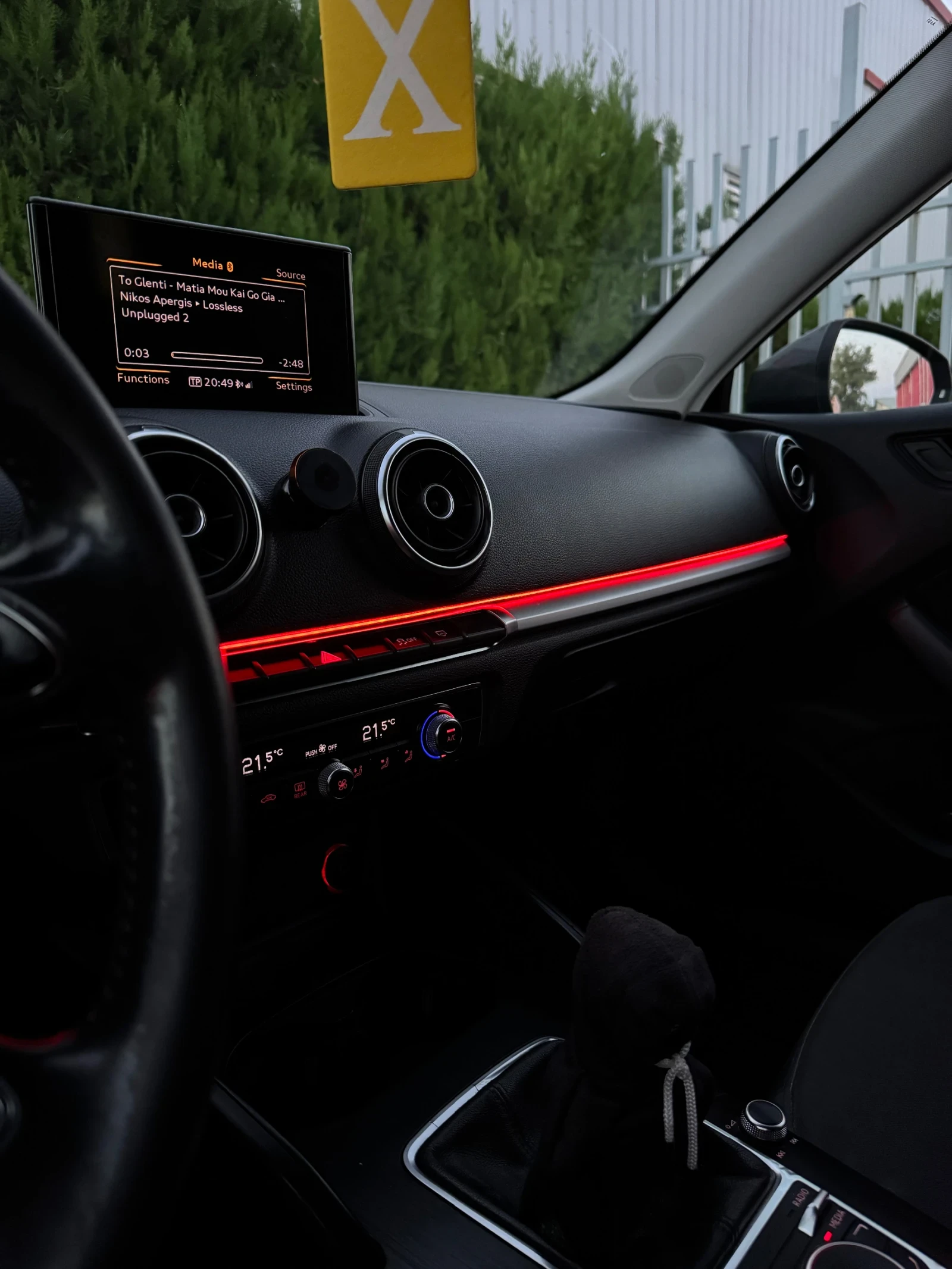 Audi A3 1.6 tdi / NAVI/ LED/ AMBIENTNO, снимка 17 - Автомобили и джипове - 55509161