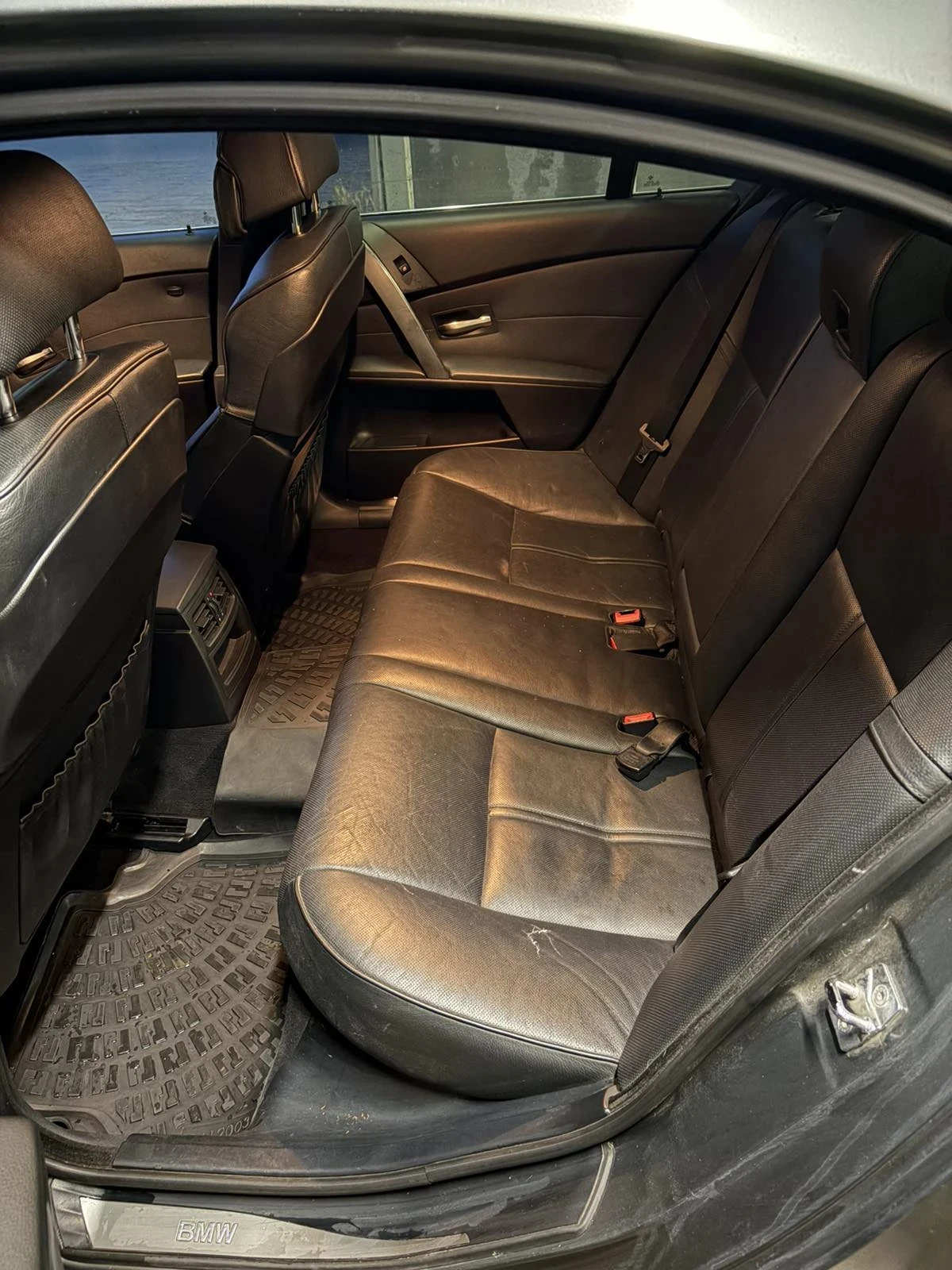 BMW 530, снимка 14 - Автомобили и джипове - 55681972