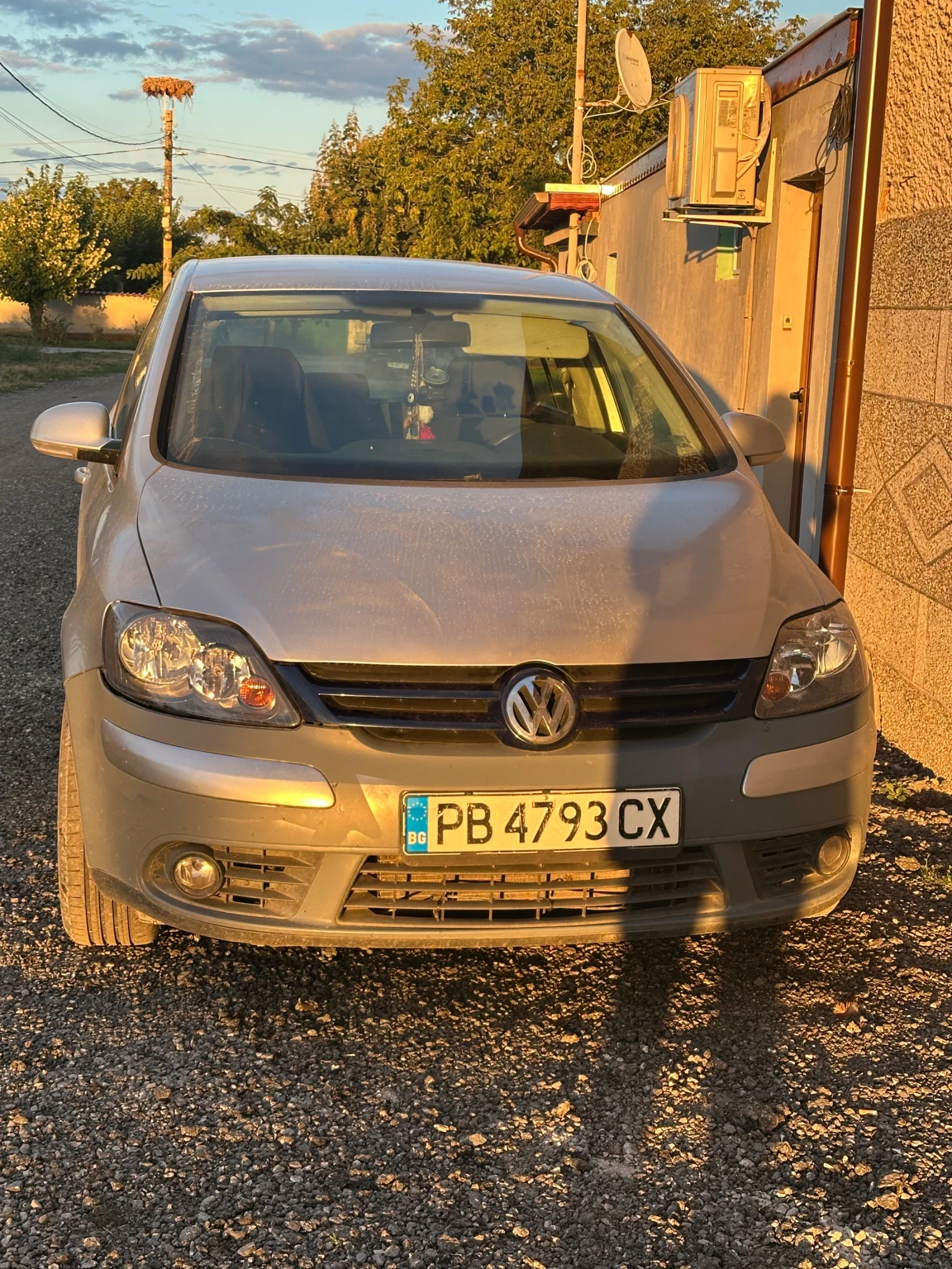 VW Golf Plus, снимка 2 - Автомобили и джипове - 56200888
