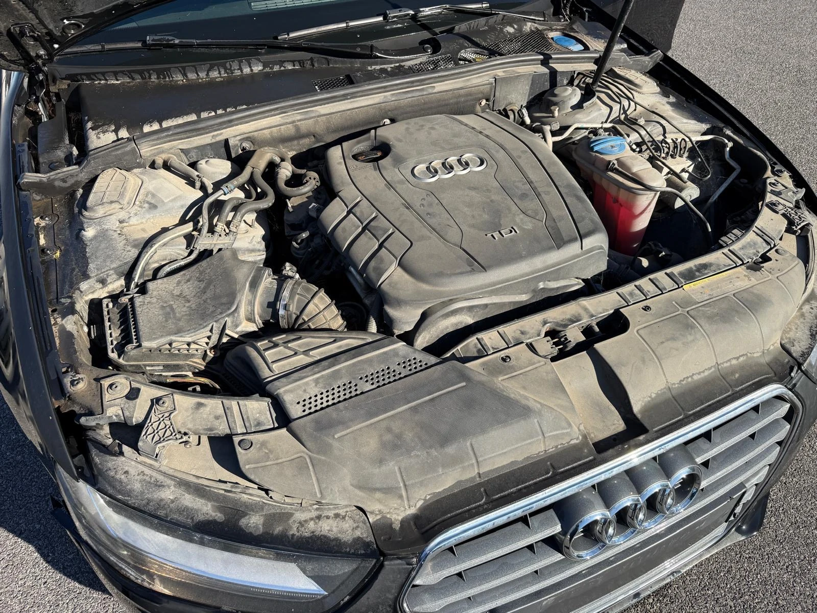 Audi A4 2.0TDI, снимка 12 - Автомобили и джипове - 56412277