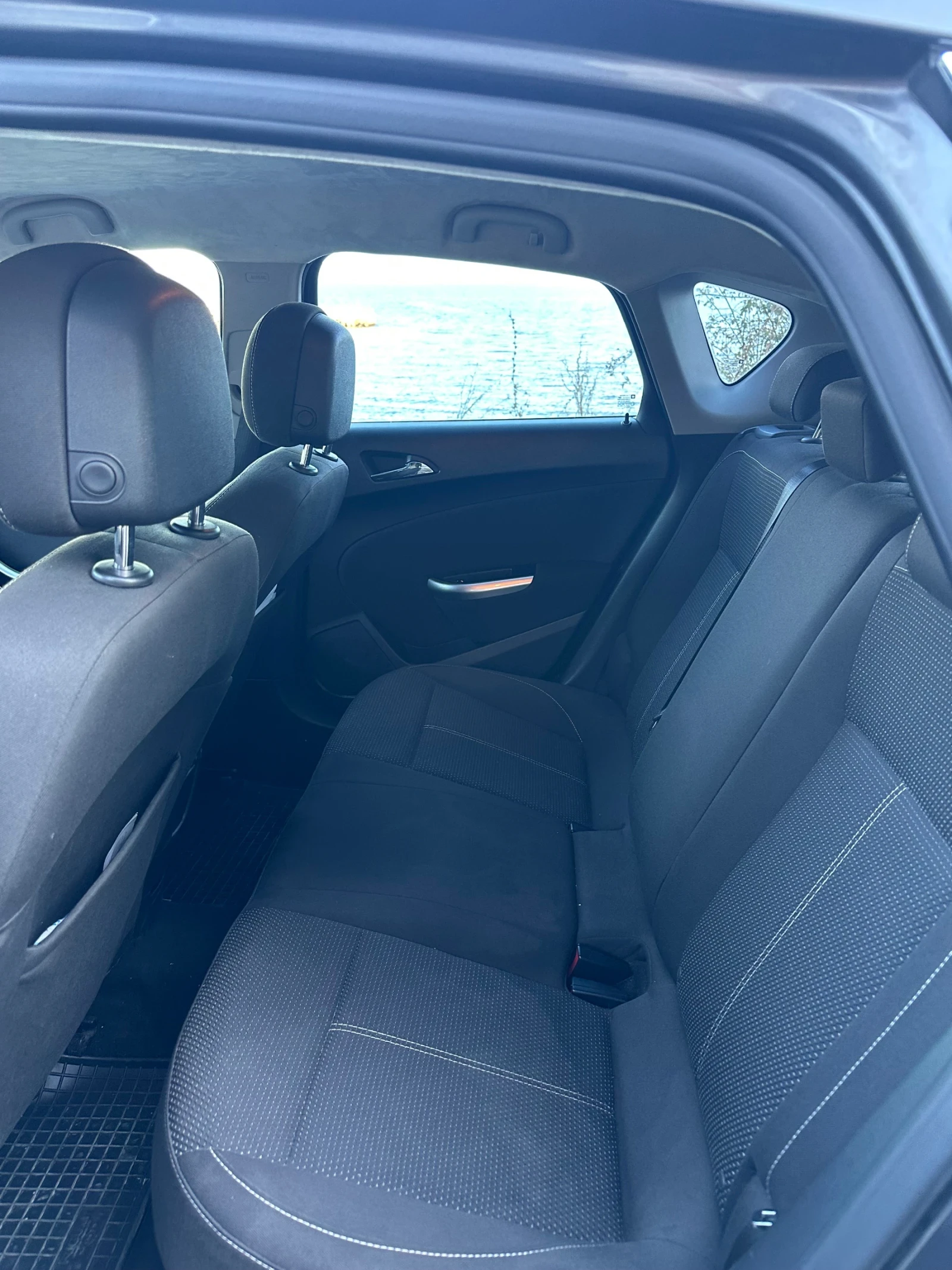 Opel Astra, снимка 9 - Автомобили и джипове - 56482186