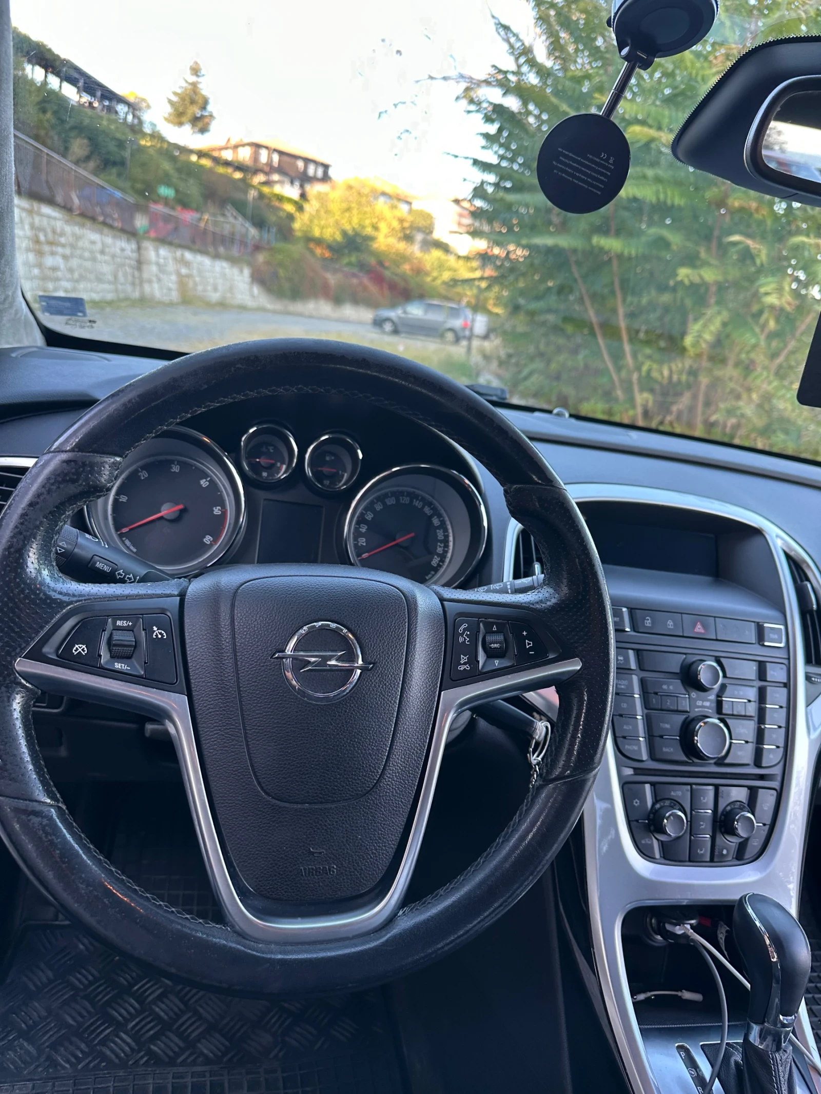 Opel Astra, снимка 12 - Автомобили и джипове - 56482186