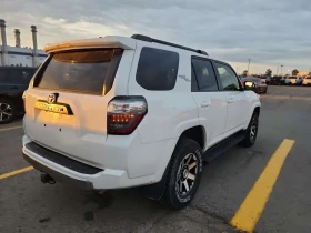 Toyota 4runner * 4WD * CARFAX * ФИНАНСИРАНЕ | Auto.bg — изображение 2