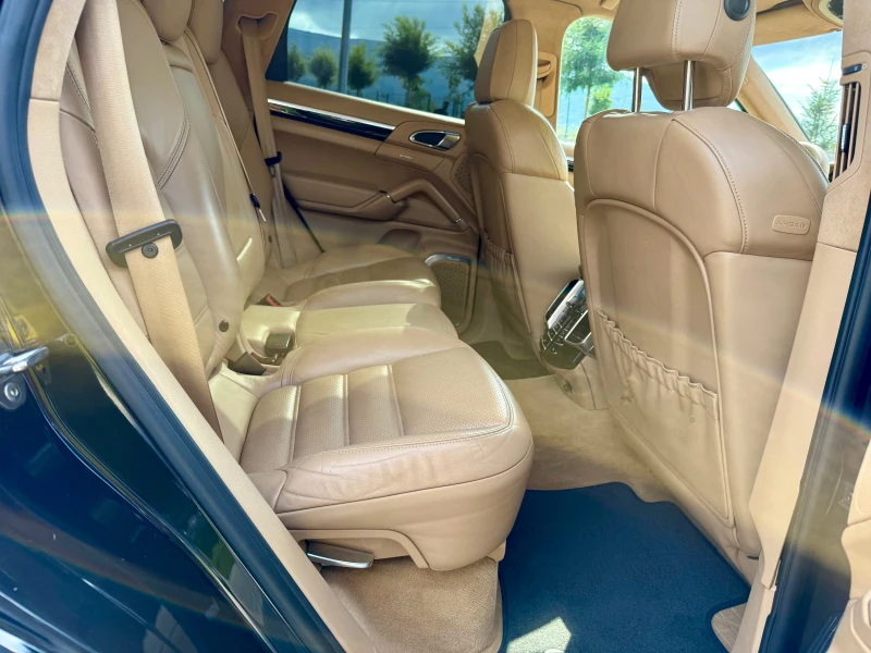 Porsche Cayenne TURBO * BURMESTER* FULL* , снимка 9 - Автомобили и джипове - 42975861