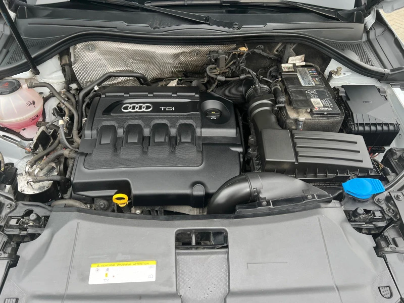 Audi Q3 Sport 2.0 TDI quattro, снимка 17 - Автомобили и джипове - 47155811