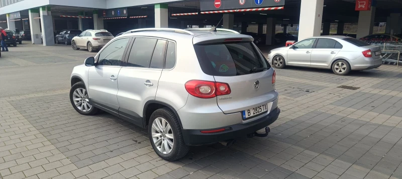 VW Tiguan, снимка 2 - Автомобили и джипове - 48923014