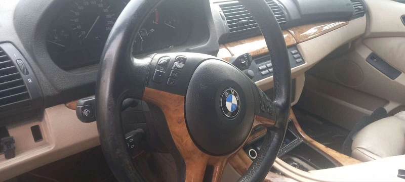 BMW X5, снимка 5 - Автомобили и джипове - 48953762